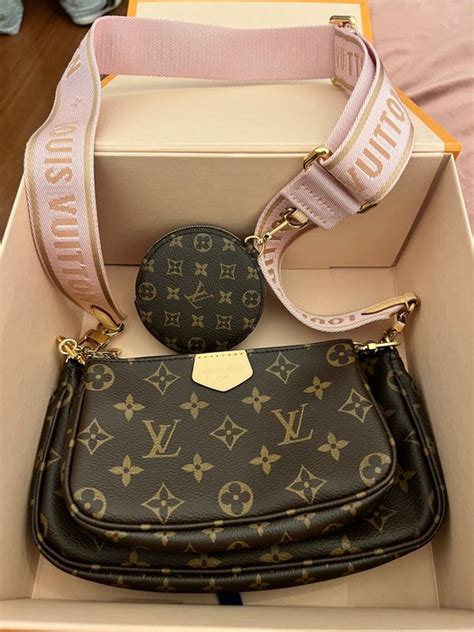 borsa louis vuitton con borsellino|borse tracolla louis vuitton.